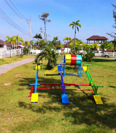 ไม้กระดก 6 ที่