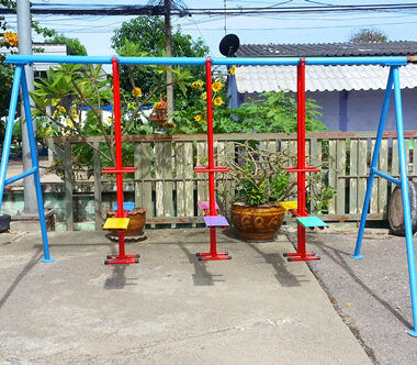 ชิงช้าเหล็ก (ชิงช้าโยก 6 ที่)